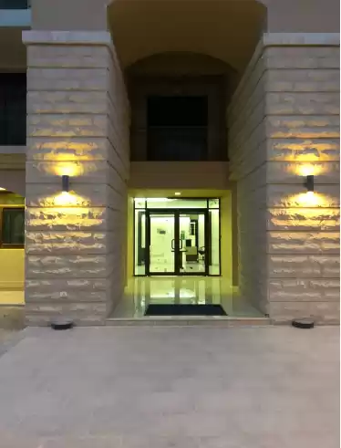 Жилой Готовая недвижимость Студия С/Ж Квартира  продается в Аль-Садд , Доха #7694 - 1  image 